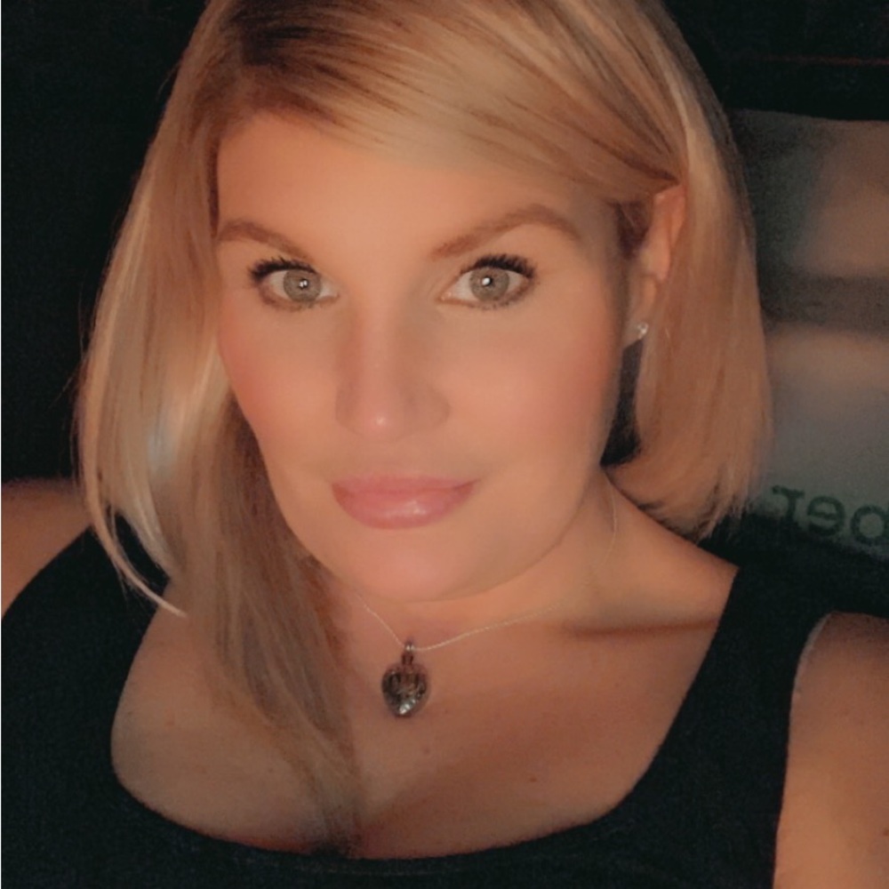 Meet your Posher, Amanda